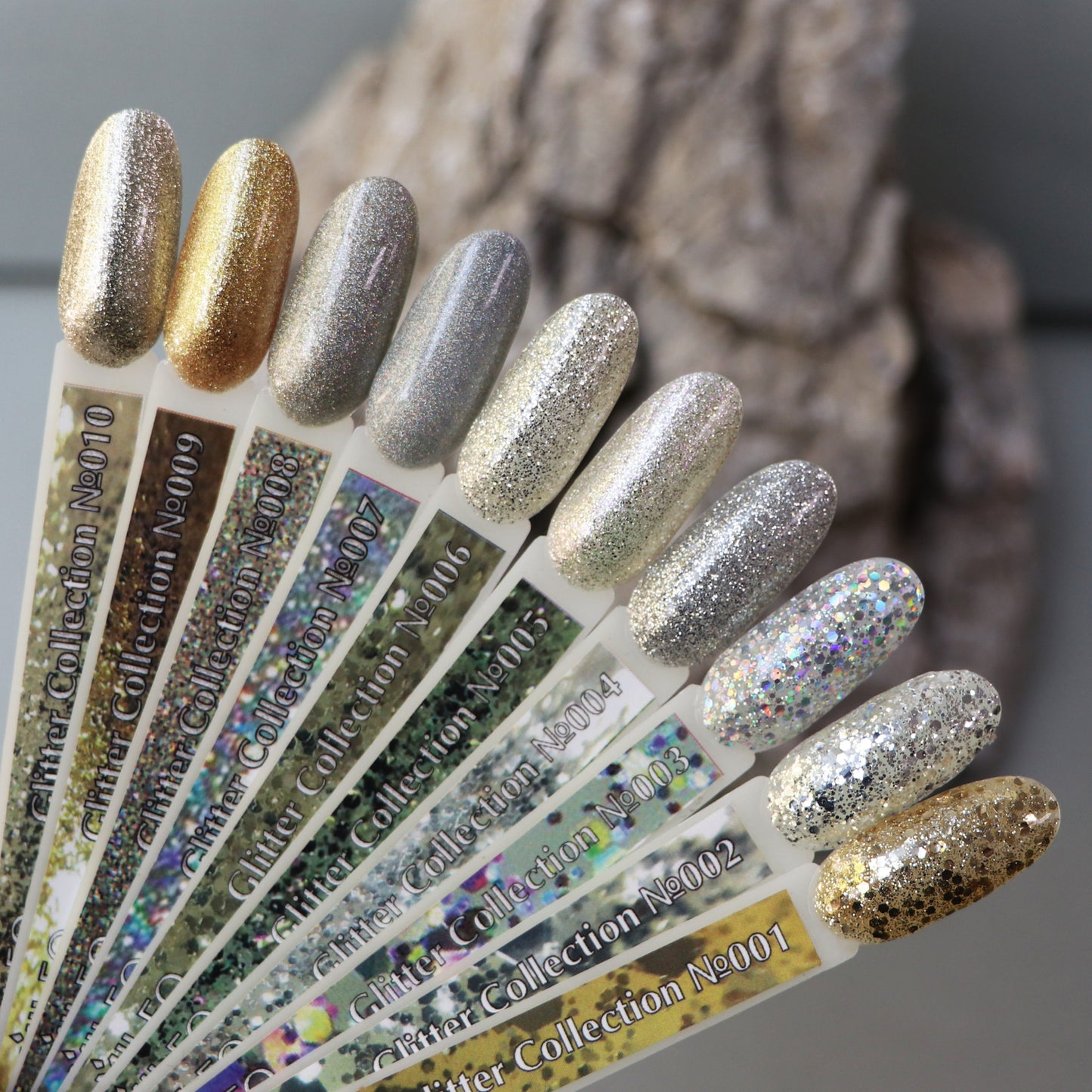 Gel Polish G005 Komilfo DeLuxe Series (rich light golden glitter with a slight pink overflow)