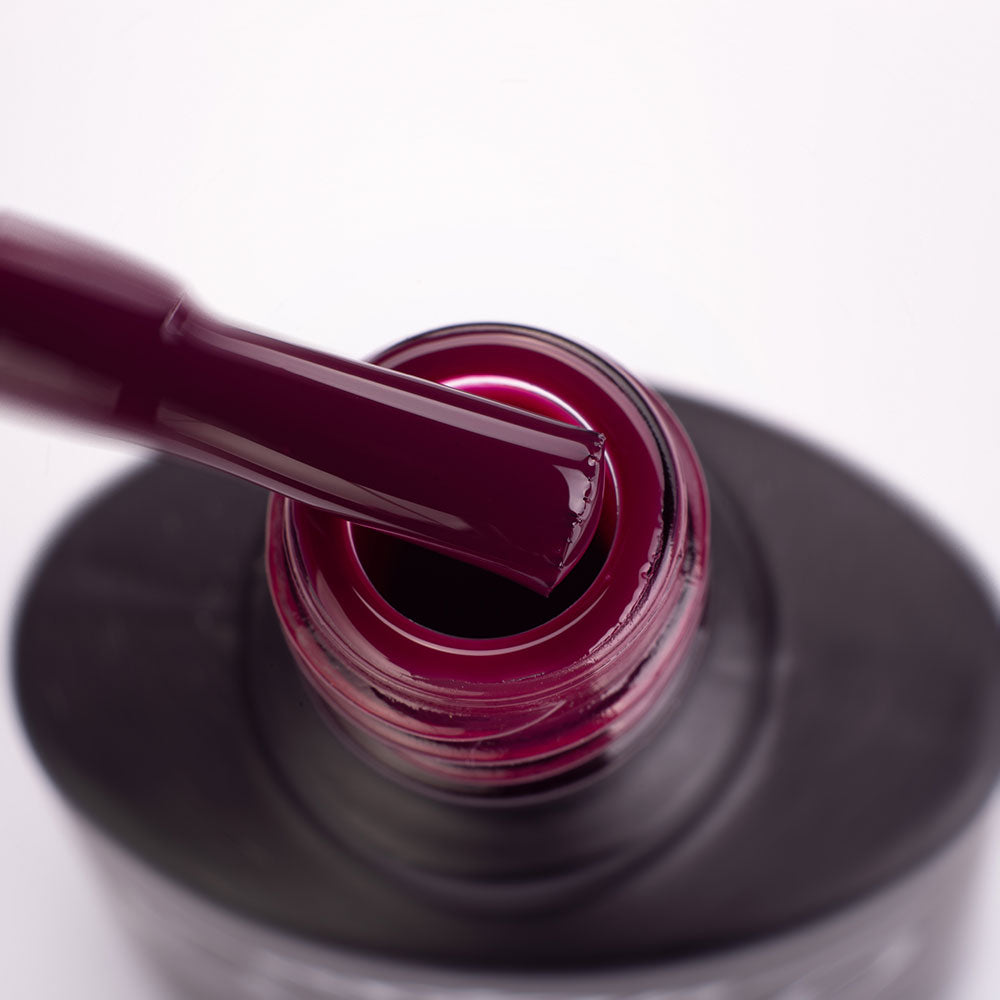 Gel Polish D303 Komilfo Deluxe Series Dusk Collection (burgundy eggplant, enamel), 8 ml