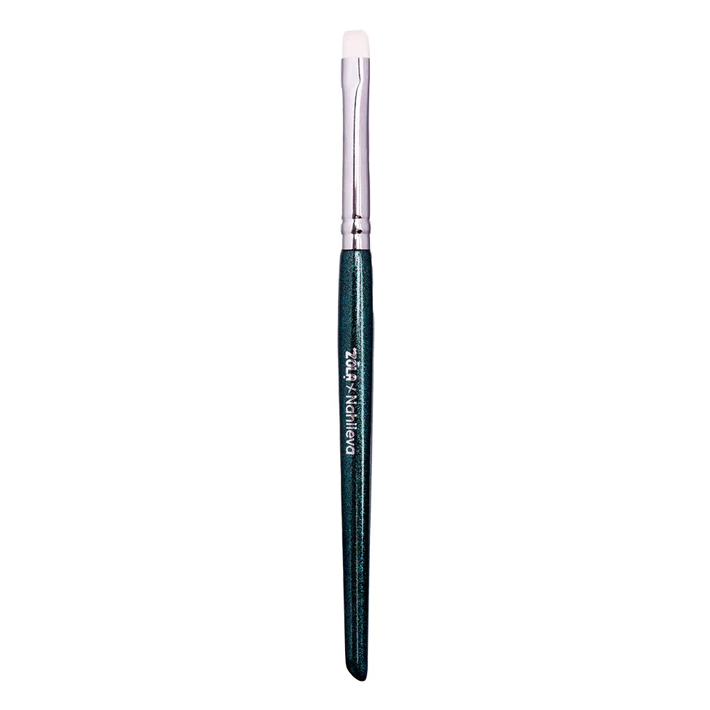 Zola x Nahiieva Wide straight brush for eyelash lamination