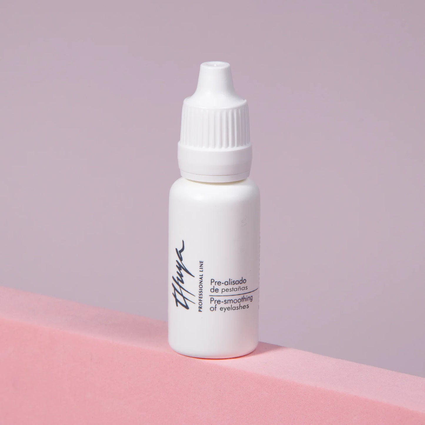 Thuya Eyelash Pre-Smoother