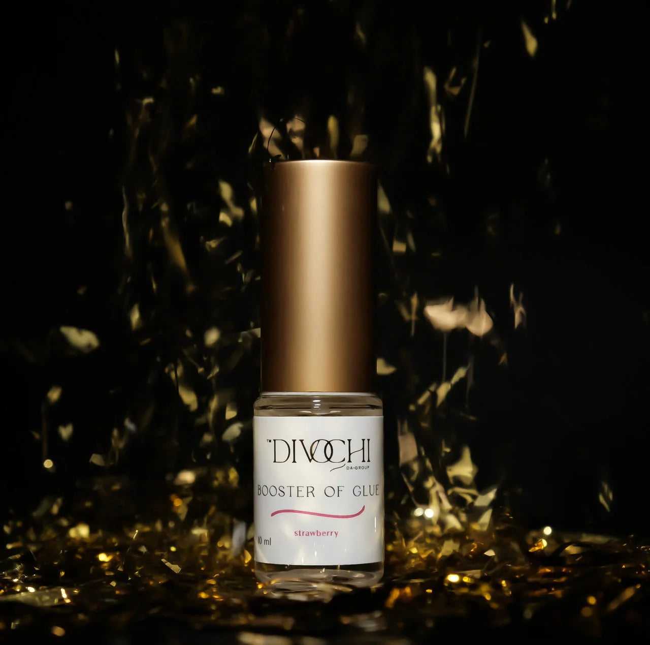 Glue enhancer with strawberry flavor DIVOCHI, 10 ml