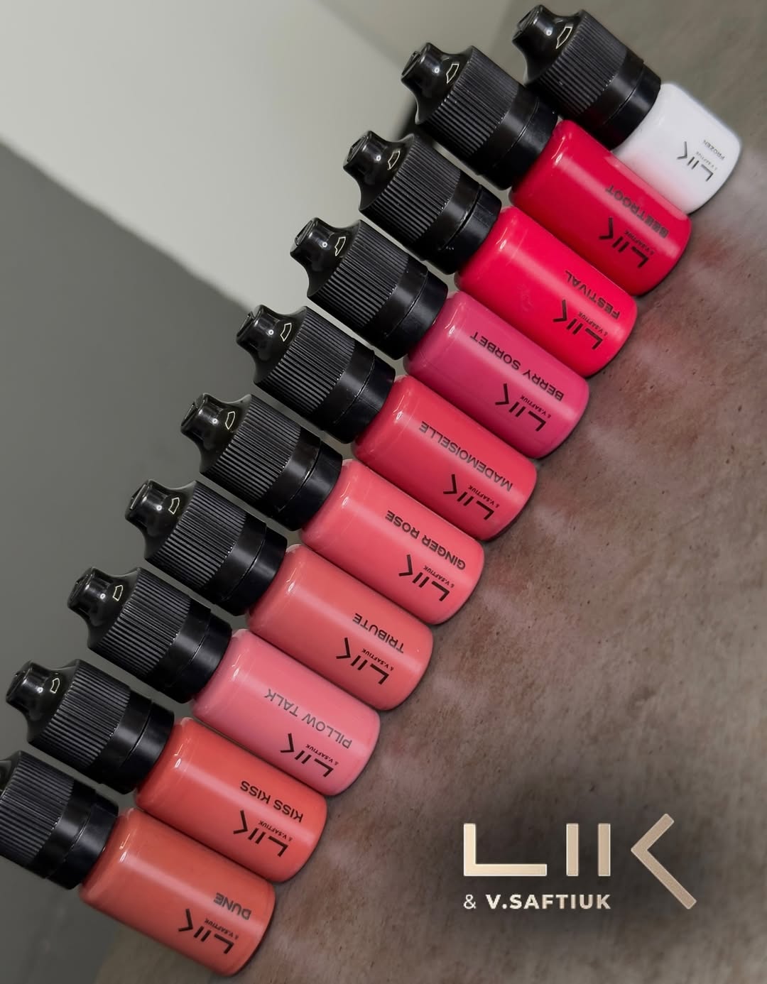 LIK Lips Mineral Kiss Kiss