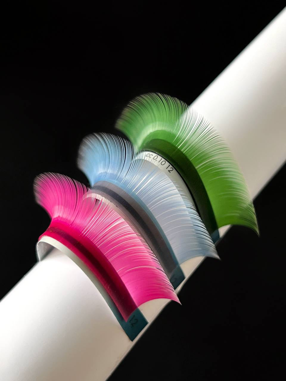 VILMY Coloured eyelashes 18 lines Neon mix 4color