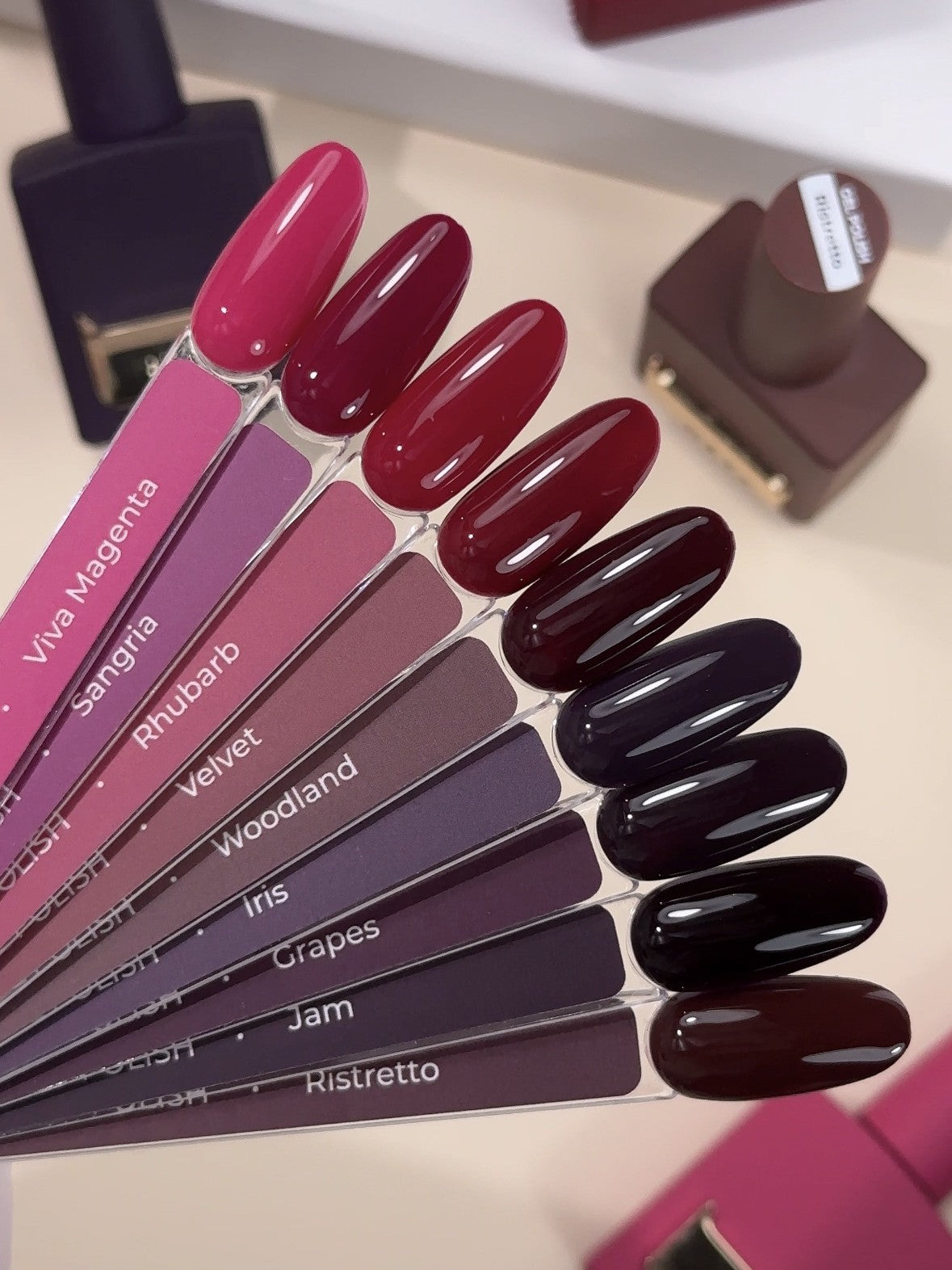 HEYLOVE Gel Polish Viva Magenta, 15ml (TPO Free)