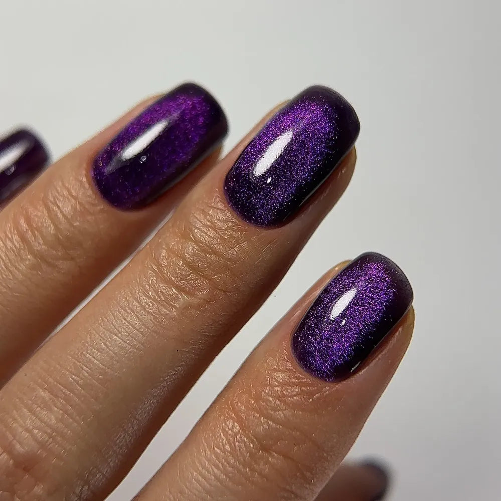 Dark 17 Gel polish Cat Eye TPO Free (new collection)