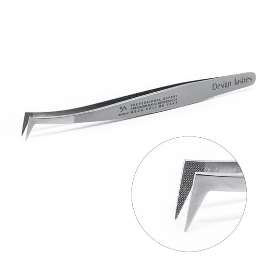 DESIGN LASHES Tweezers Axe with Nano coating eyelashes